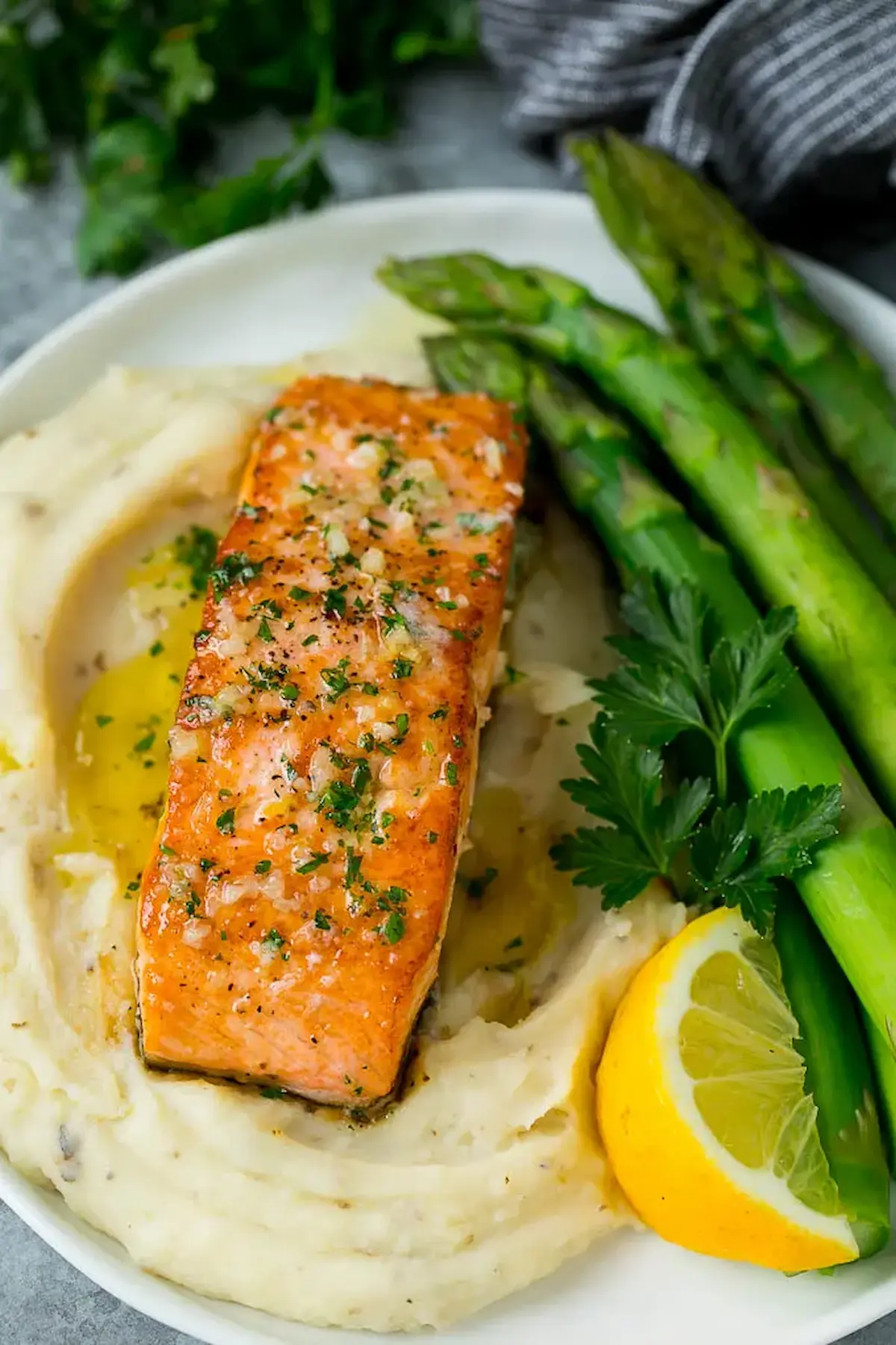 Brain-boosting and revitalizing Pan-seared Salmon with Mashed Potatoes